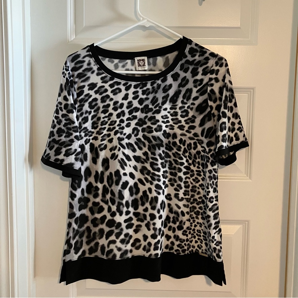 Anne Klein shirt leopard print cool toned with grey crew neck with black trim